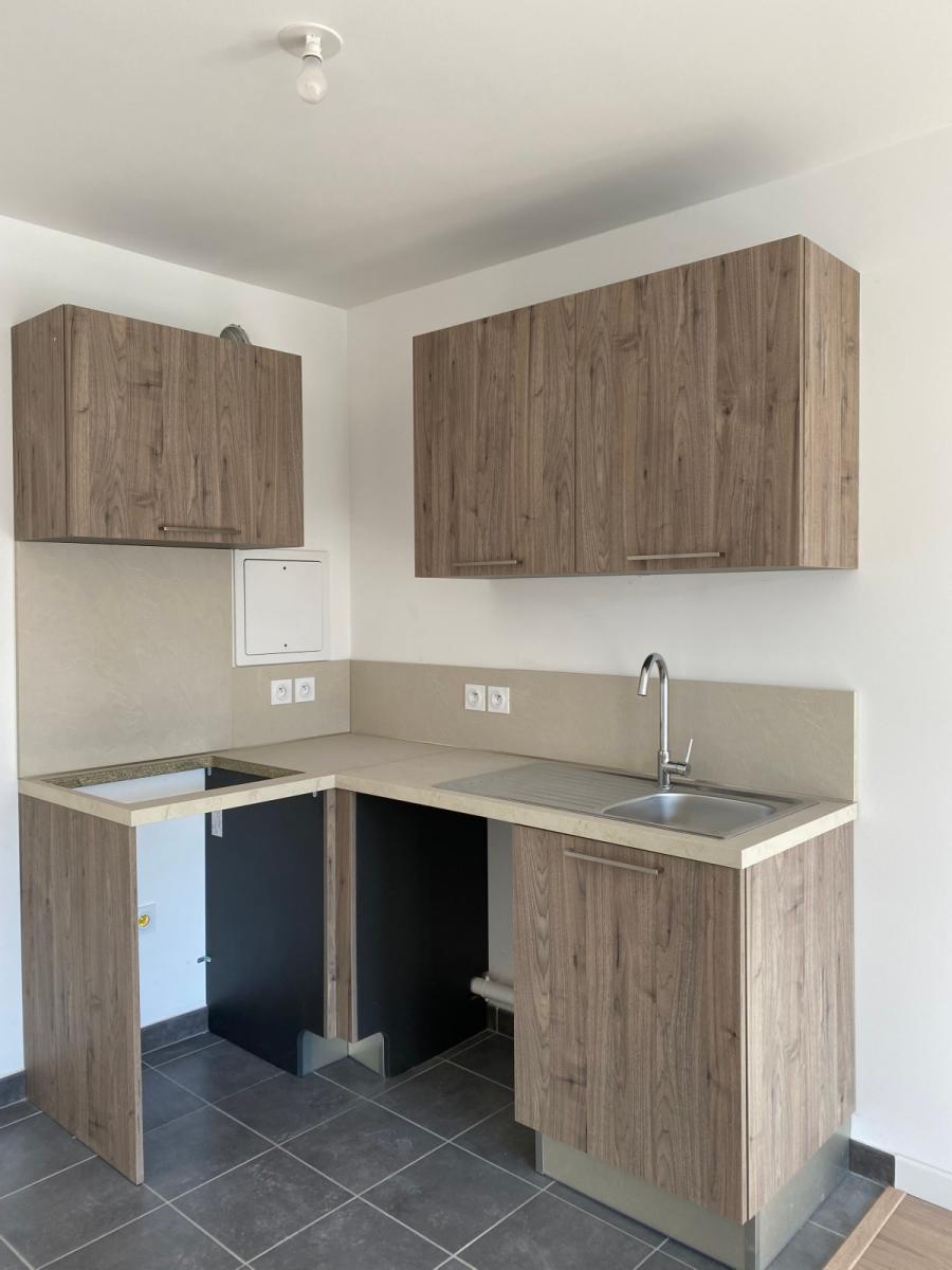 
																																							4 pièces - 
																																						5ème étage - 99m² - 2 355,44 € - Photo #1