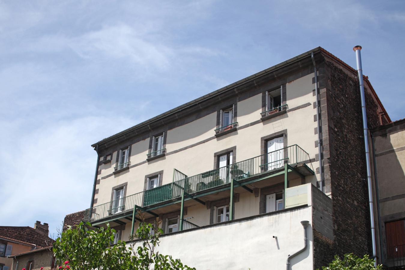 
																																							4 pièces - 
																																						2ème étage - 81m² - 679,45 € - Photo #3