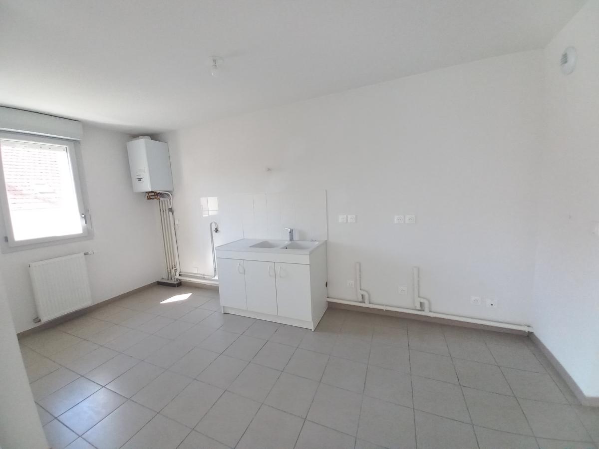 
																																							3 pièces - 
																																						2ème étage - 69m² - 811,45 € - Photo #3