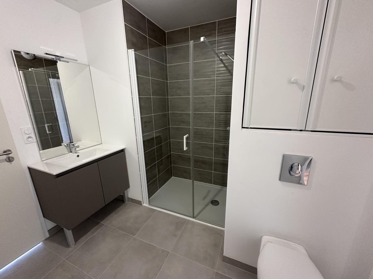 2 pièces - 5ème étage - 49m² - 718,77 € - Photo #6