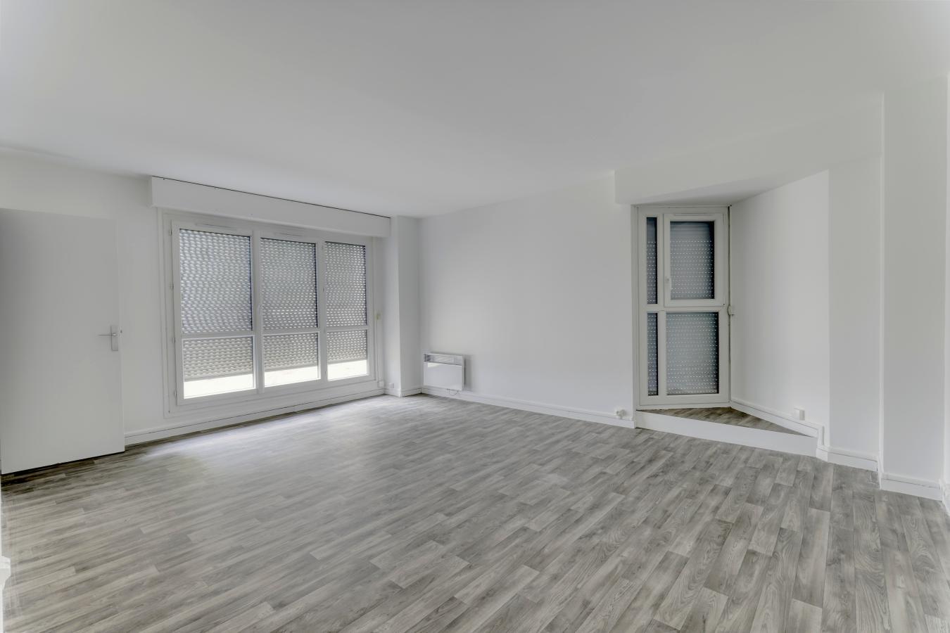 
																			5 pièces - 
																		1er étage - 110m² - 241 000 € - Photo #6