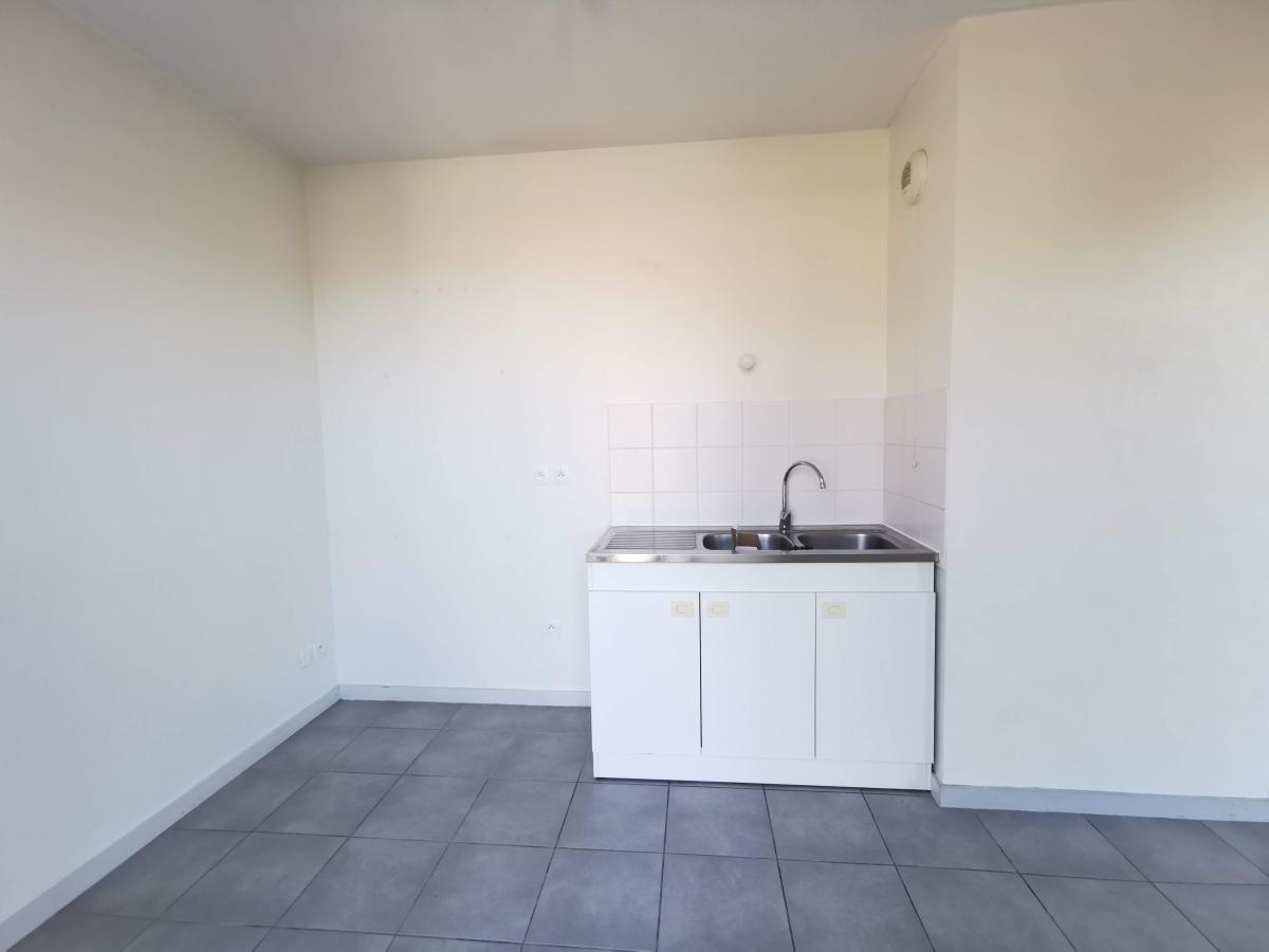 
																																							4 pièces - 
																																						5ème étage - 85m² - 1 144,01 € - Photo #3