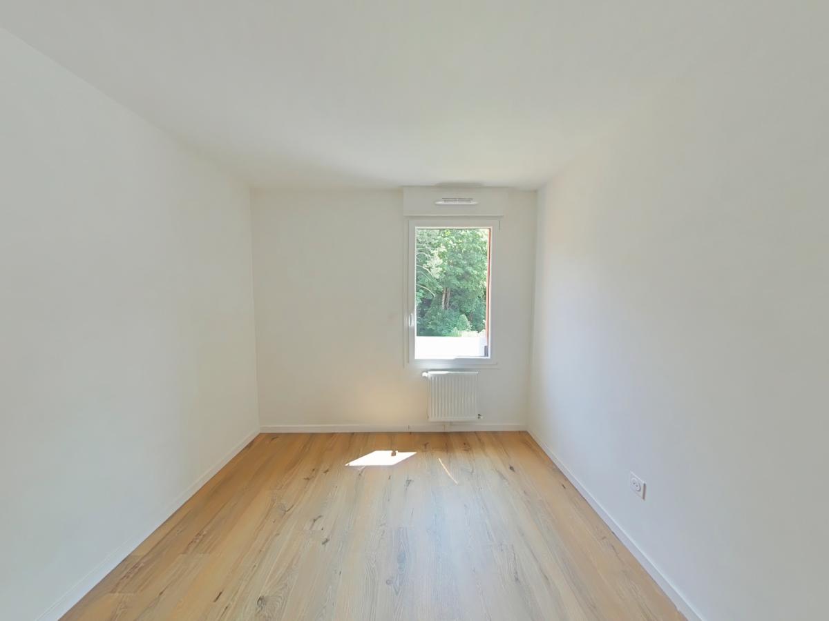 4 pièces - 3ème étage - 86m² - 1 040,83 € - Photo #3