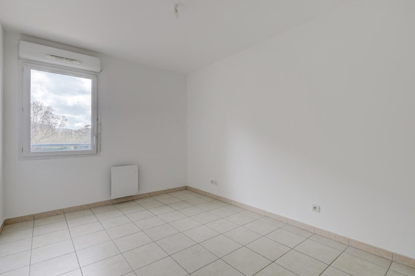 
																			3 pièces - 
																		1er étage - 201 200 € - Photo #6