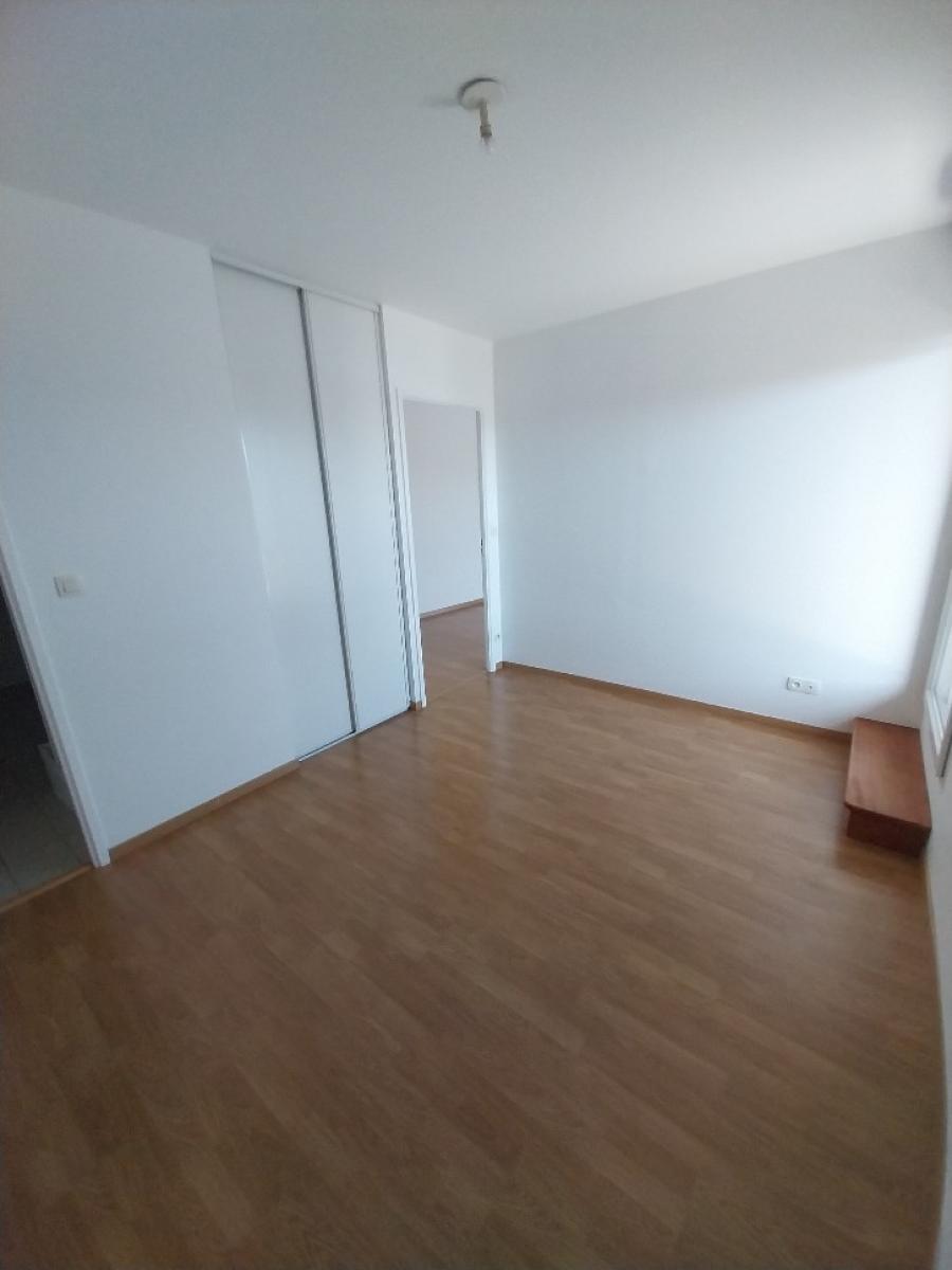 
																			2 pièces - 
																		5ème étage - 55m² - 837,08 € - Photo #5