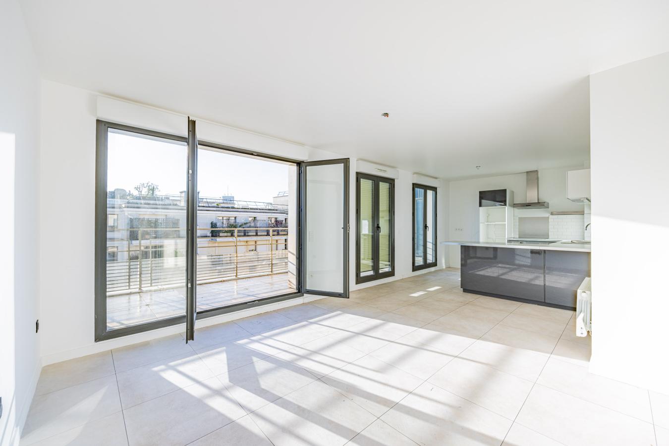 
																																							3 pièces - 
																																						5ème étage - 75m² - 2 865,54 € - Photo #1