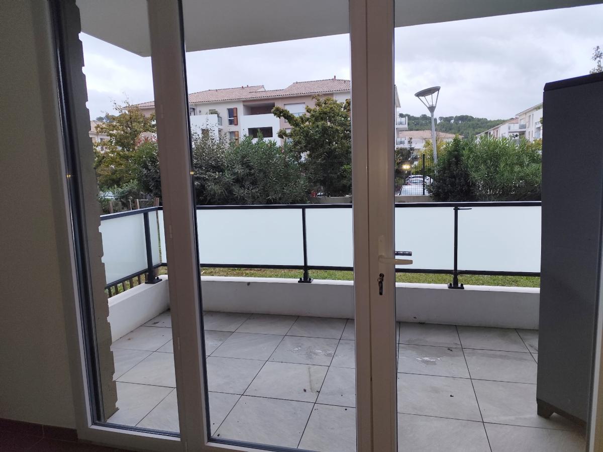 
																																							2 pièces - 
																																						RDC - 50m² - 828,63 € - Photo #3