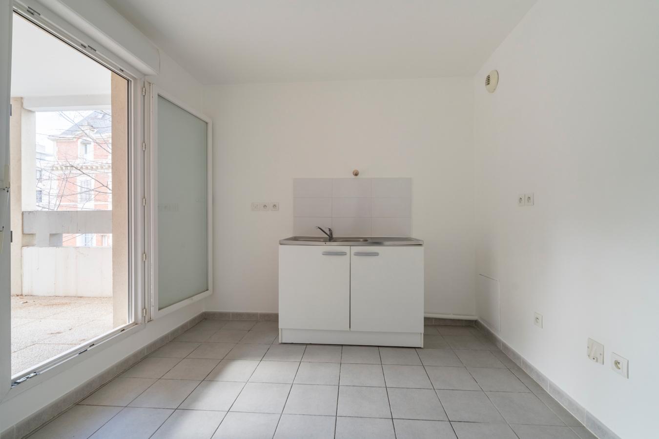 
																			3 pièces - 
																		1er étage - 70m² - 200 000 € - Photo #5