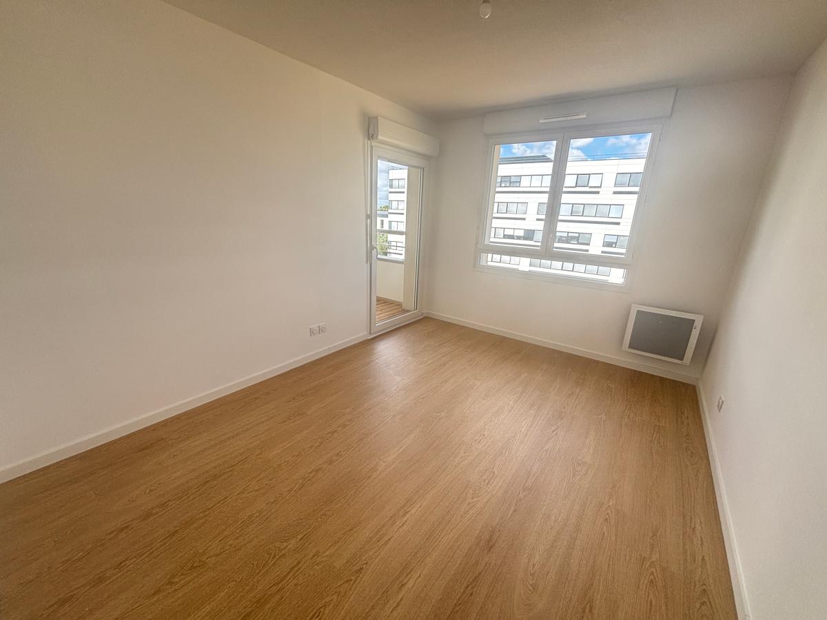
																																							3 pièces - 
																																						3ème étage - 64m² - 717,83 € - Photo #6