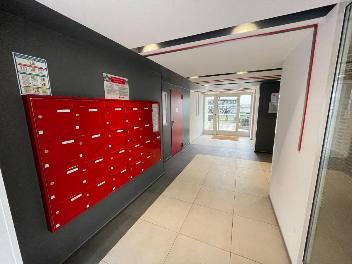 
																																							2 pièces - 
																																						RDC - 46m² - 1 090,46 € - Photo #4