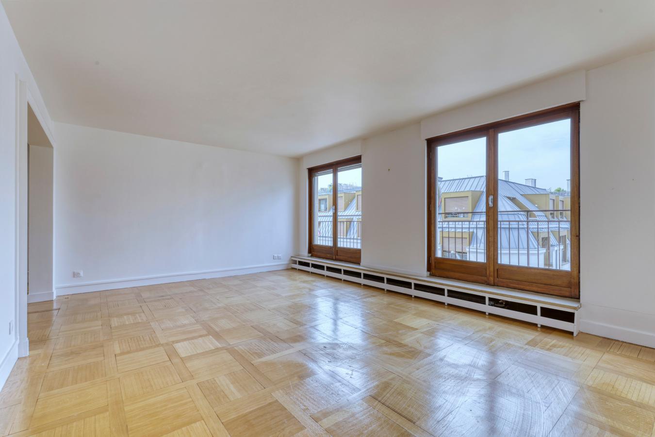 5 pièces - 7ème étage - 117m² - 4 200,04 € - Photo #1