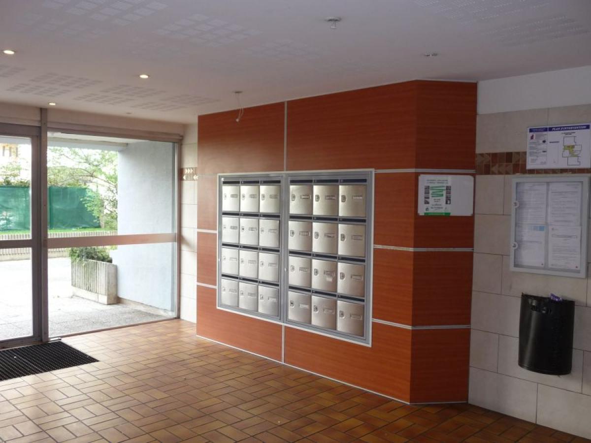 
																			3 pièces - 
																		6ème étage - 67m² - 863,76 € - Photo #1