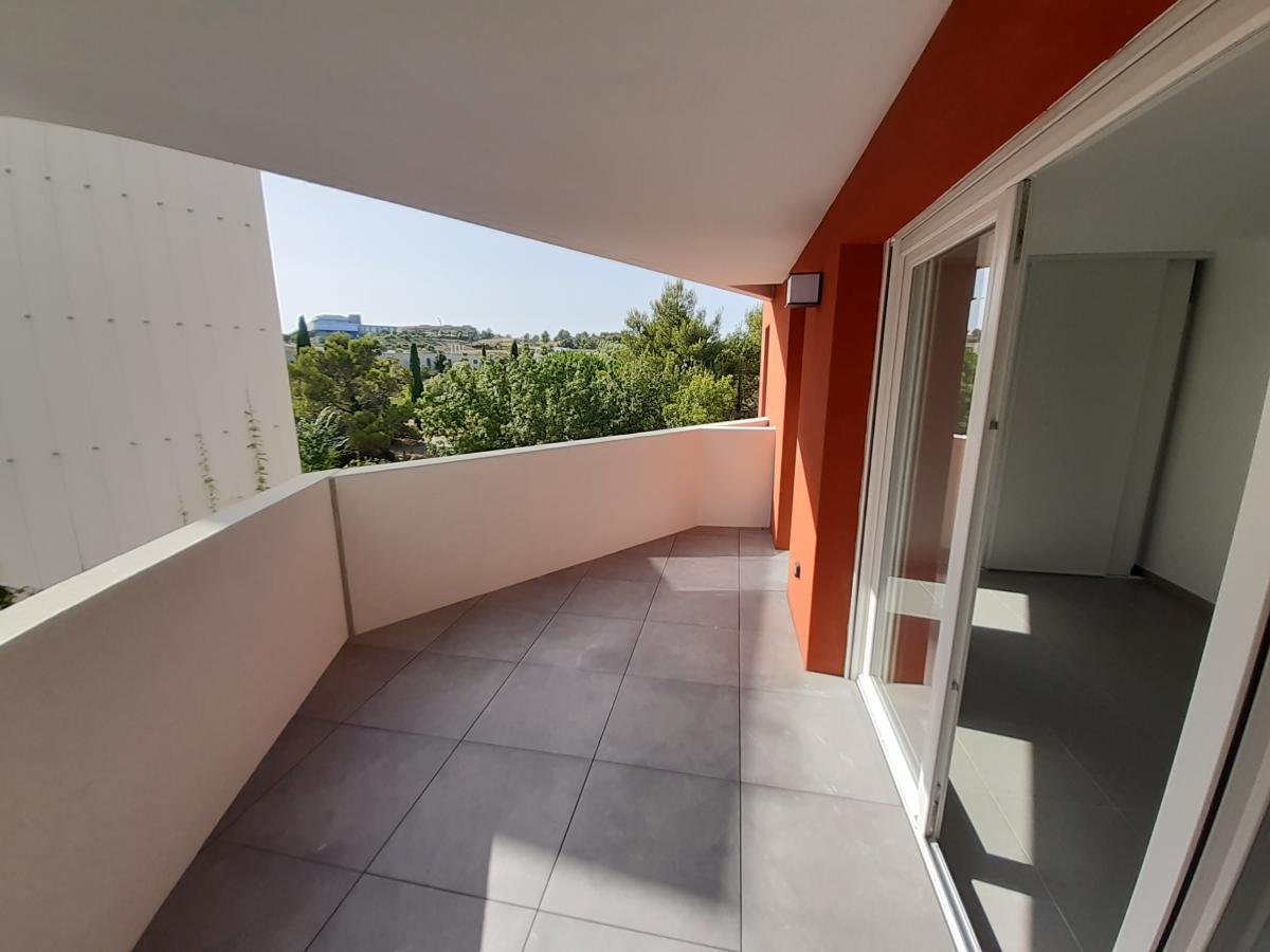 
																																							3 pièces - 
																																						1er étage - 68m² - 954,30 € - Photo #1