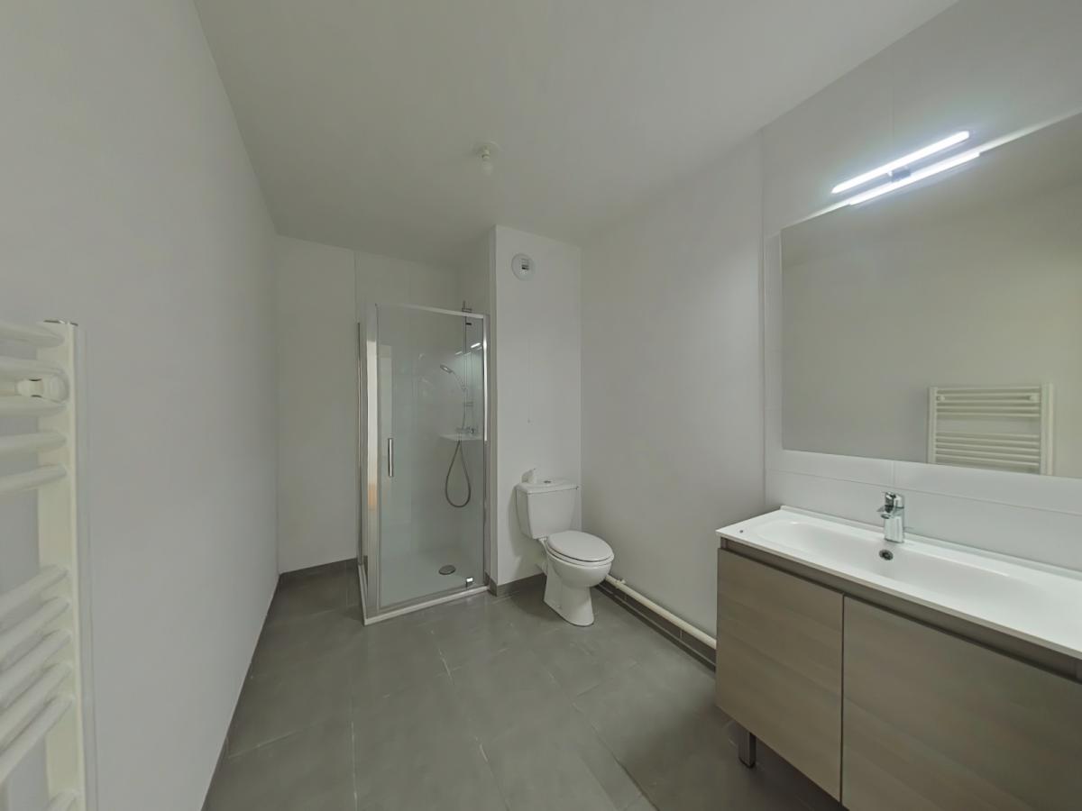 
																																							3 pièces - 
																																						5ème étage - 55m² - 777,36 € - Photo #3
