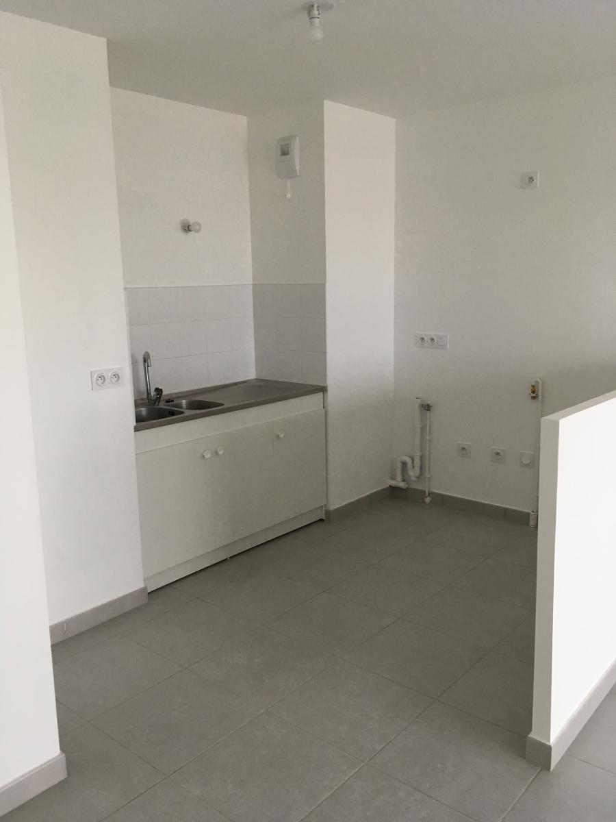 3 pièces - 3ème étage - 63m² - 755,40 € - Photo #1