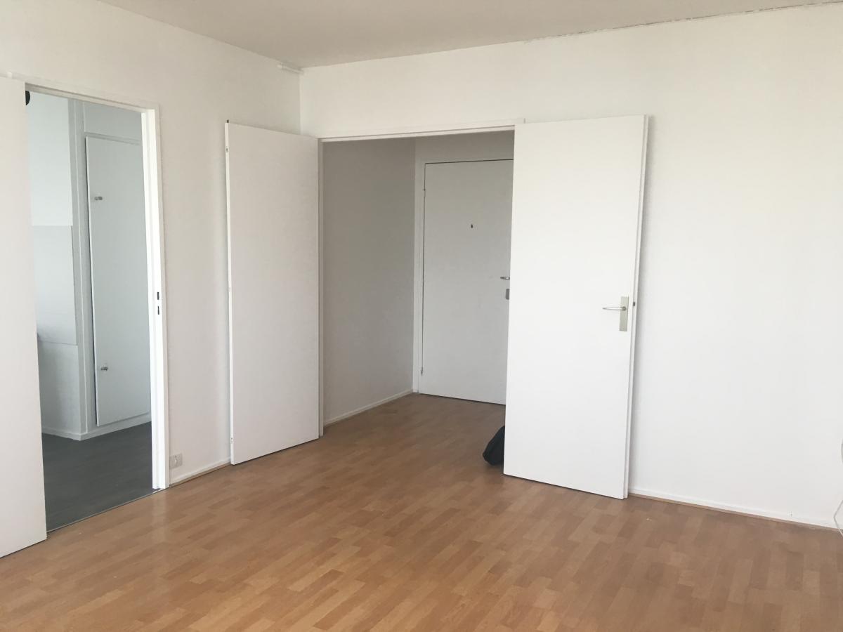 
																			2 pièces - 
																		9ème étage - 46m² - 971,55 € - Photo #2