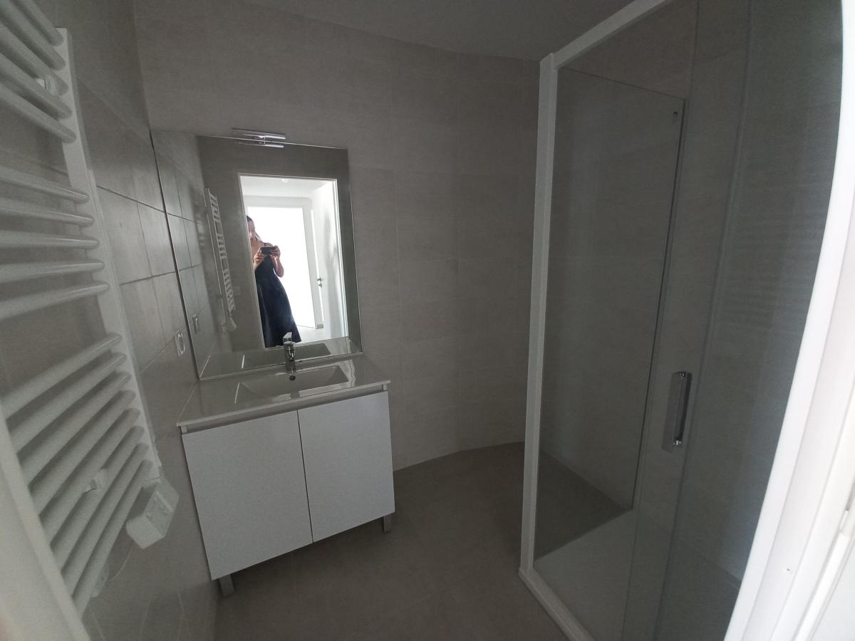 
																																							4 pièces - 
																																						5ème étage - 115m² - 2 403,80 € - Photo #5