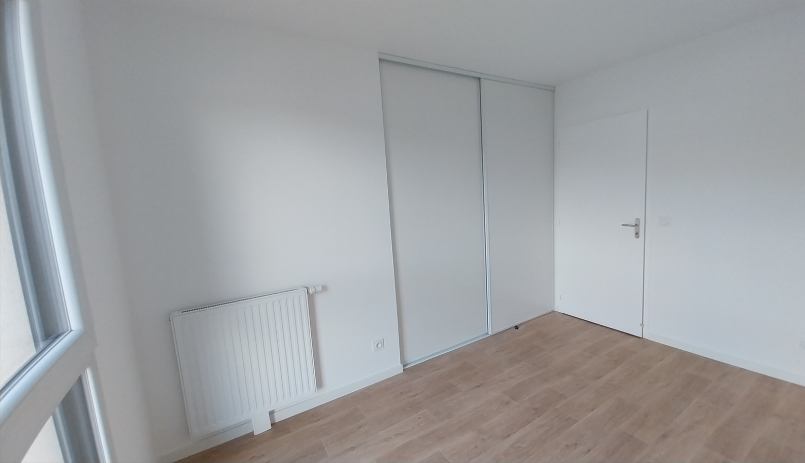 
																																							4 pièces – 
																																						2ème étage – 86m² - 889,18 € - Photo #6