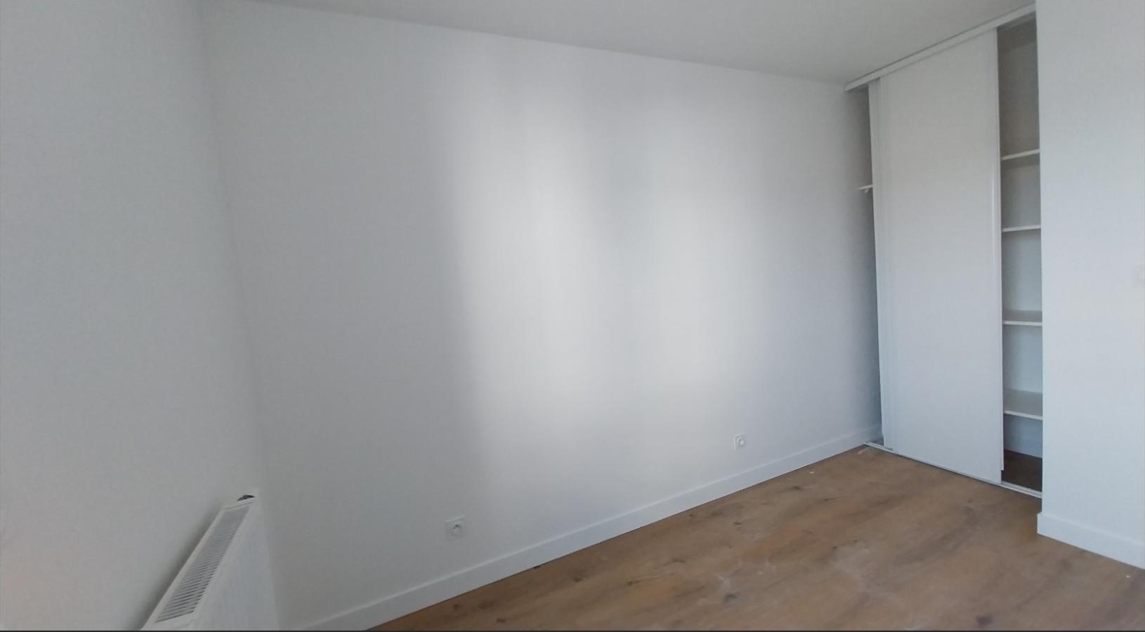 
																																							3 pièces - 
																																						1er étage - 66m² - 825,70 € - Photo #5