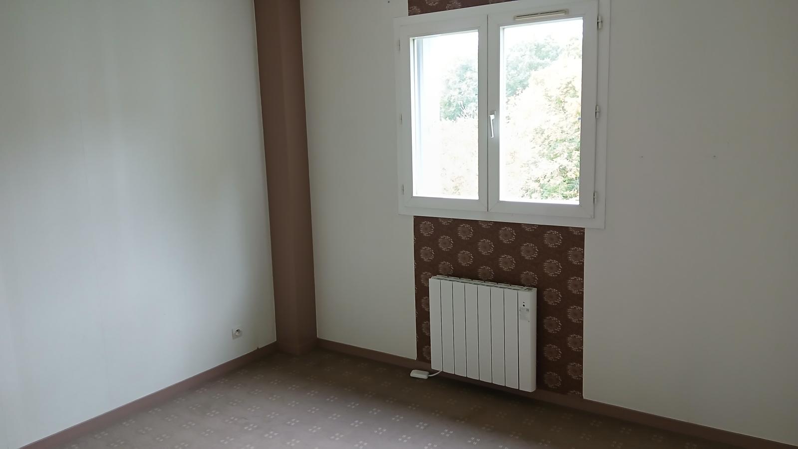 
																																							4 pièces - 
																																						RDC - 101m² - 129 000 € - Photo #6