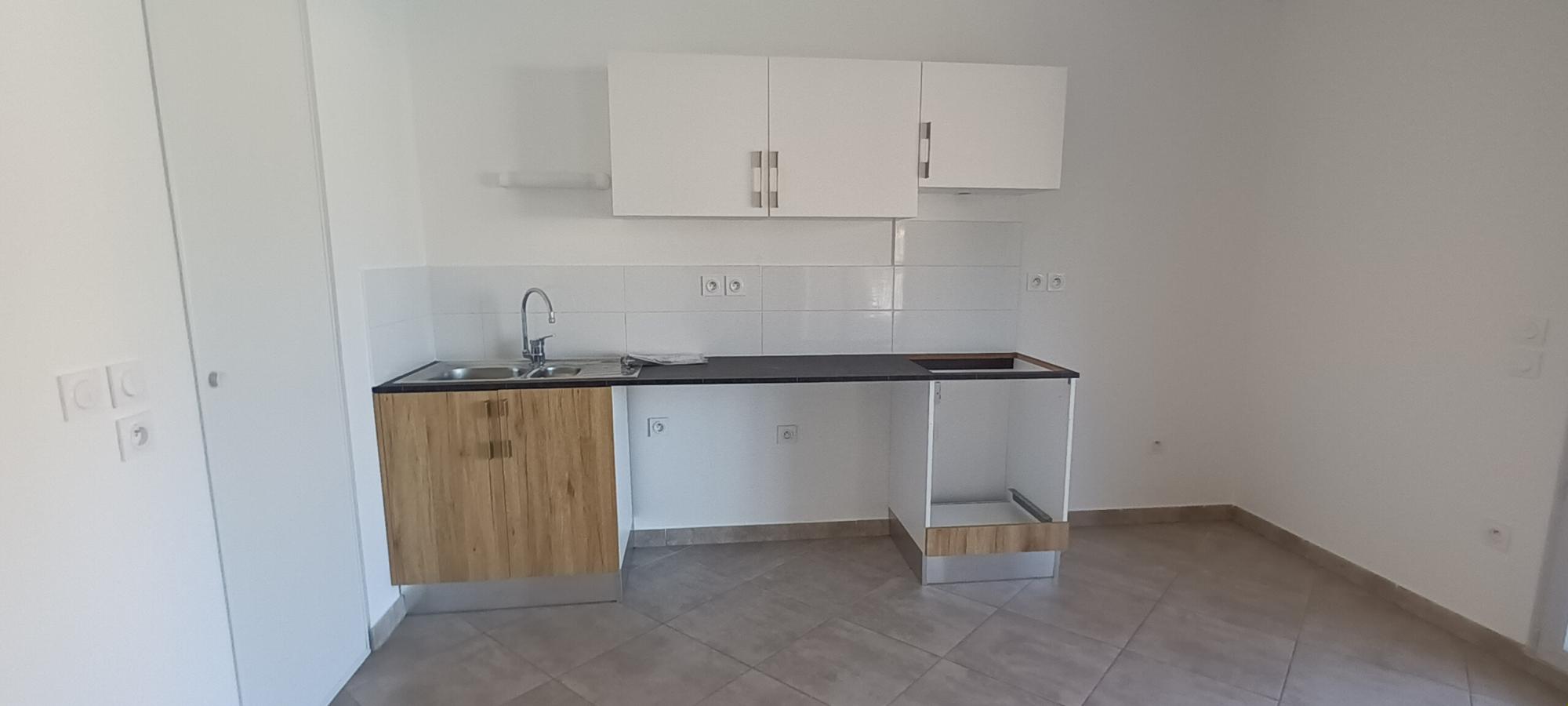 
																																							2 pièces - 
																																						3ème étage - 48m² - 830,78 € - Photo #3