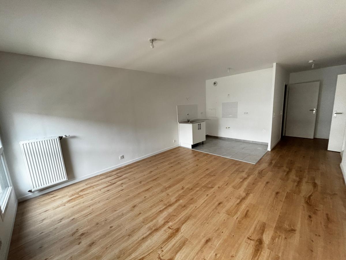 2 pièces - RDC - 57m² - 1 293,06 € - Photo #3