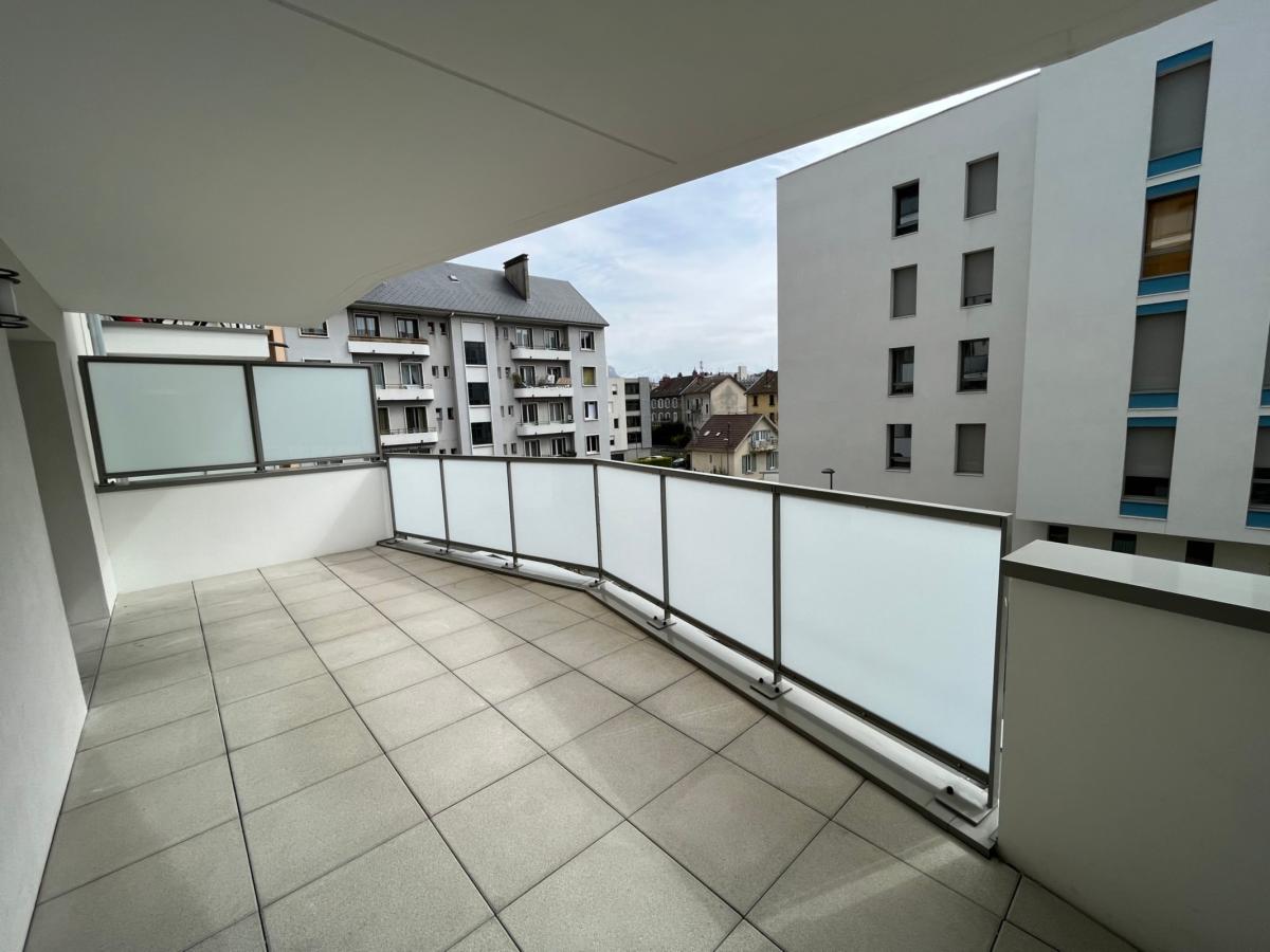 2 pièces - 2ème étage - 44m² - 632,18 € - Photo #0