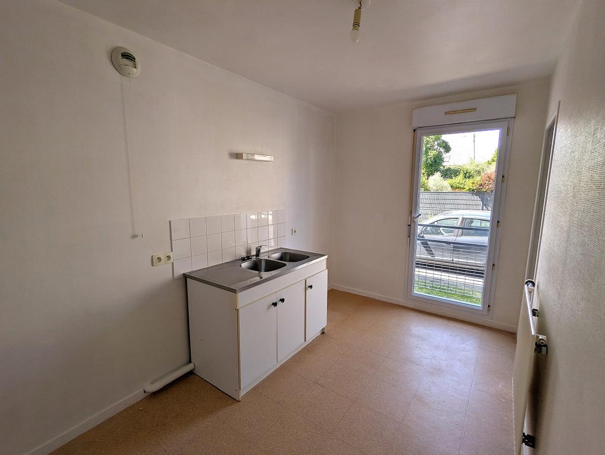 
																																							3 pièces - 
																																						RDC - 72m² - 140 000 € - Photo #2