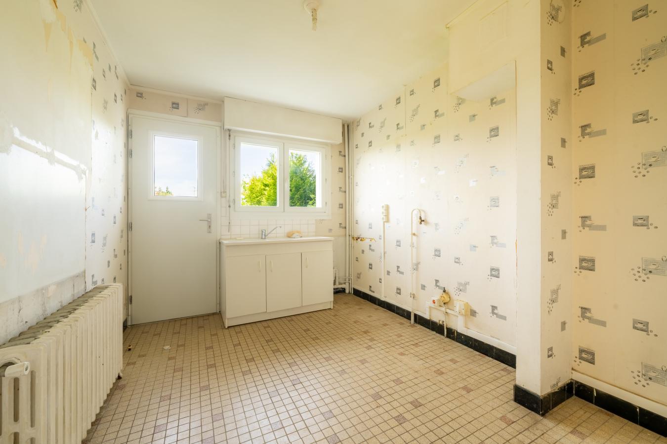 5 pièces - RDC - 80m² - 155 000 € - Photo #3