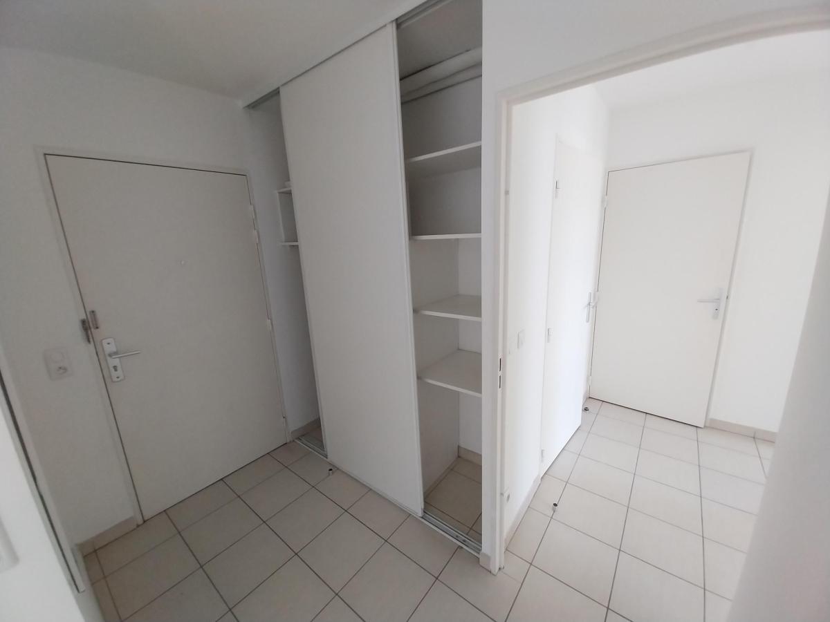 3 pièces - 4ème étage - 66m² - 1 116,74 € - Photo #6