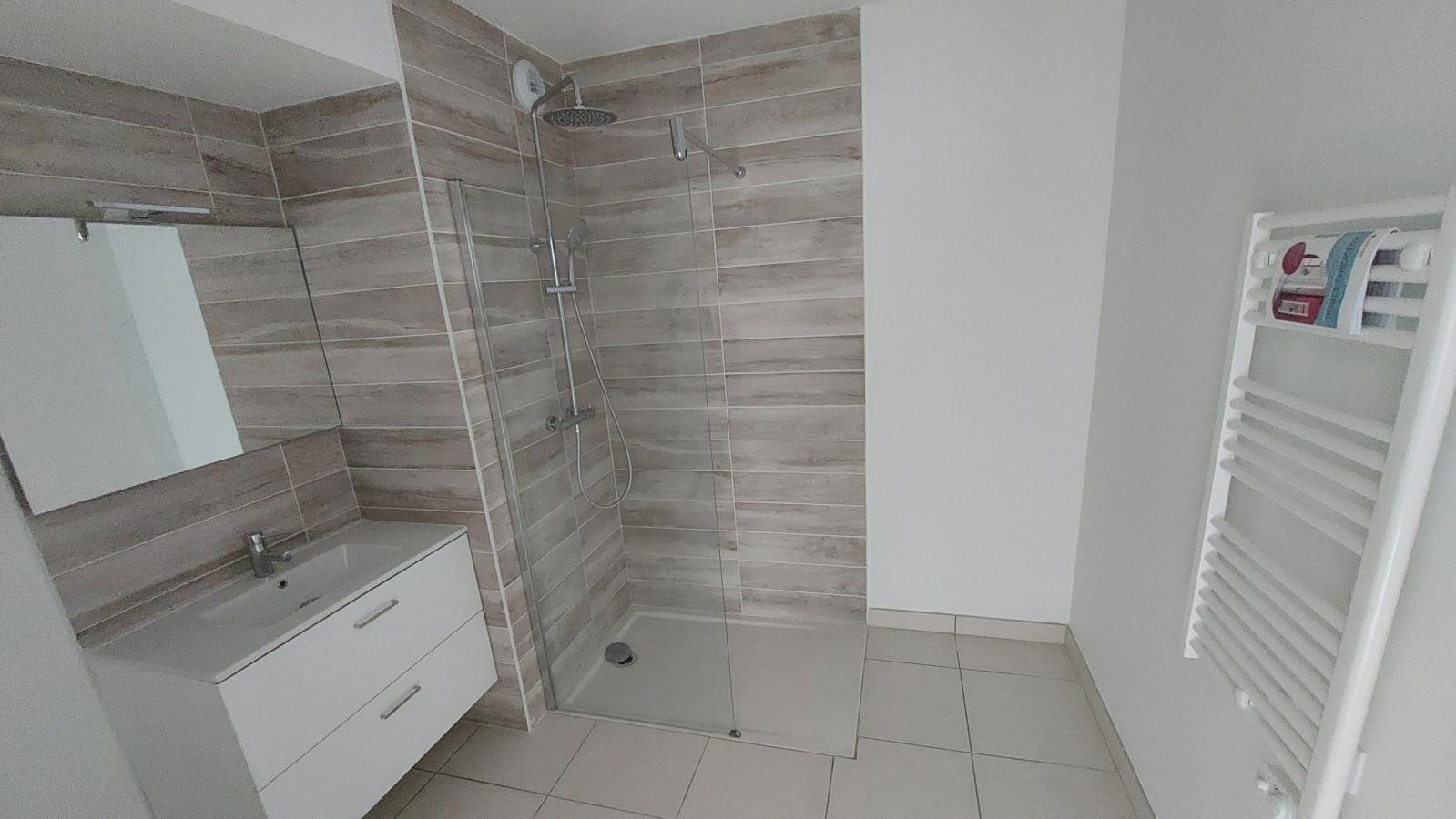 
																																							3 pièces - 
																																						RDC - 65m² - 903,31 € - Photo #3