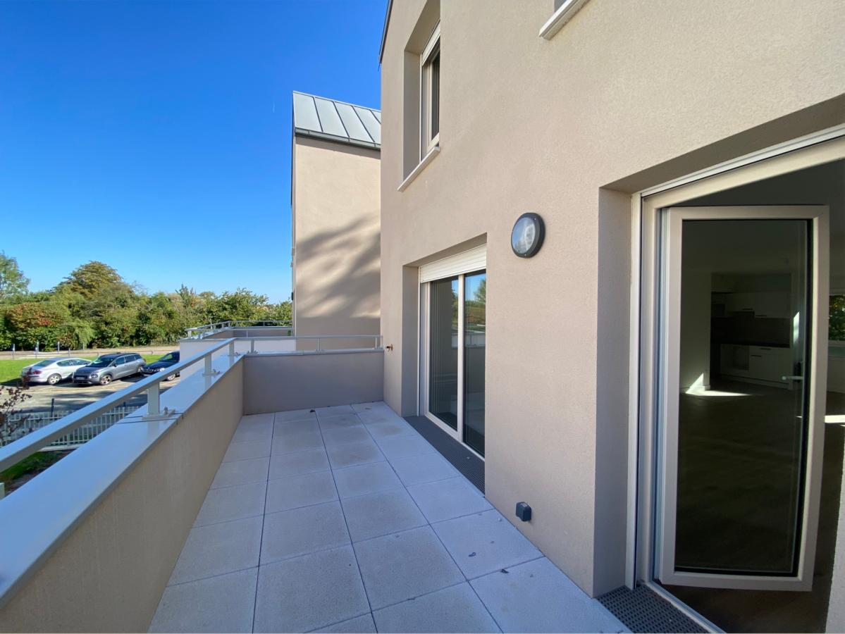 
																			4 pièces - 
																		1er étage - 94m² - 972,39 € - Photo #3