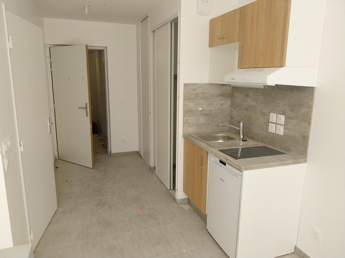 
																			2 pièces - 
																		RDC - 42m² - 771,50 € - Photo #1