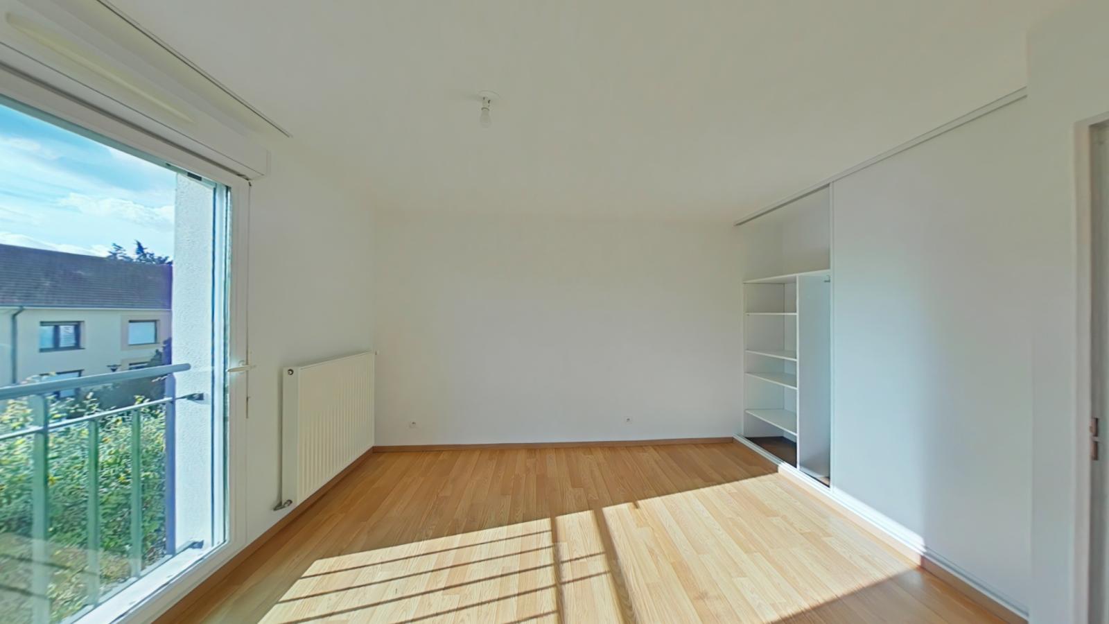 
																																							5 pièces - 
																																						1er étage - 107m² - 1 094,17 € - Photo #7