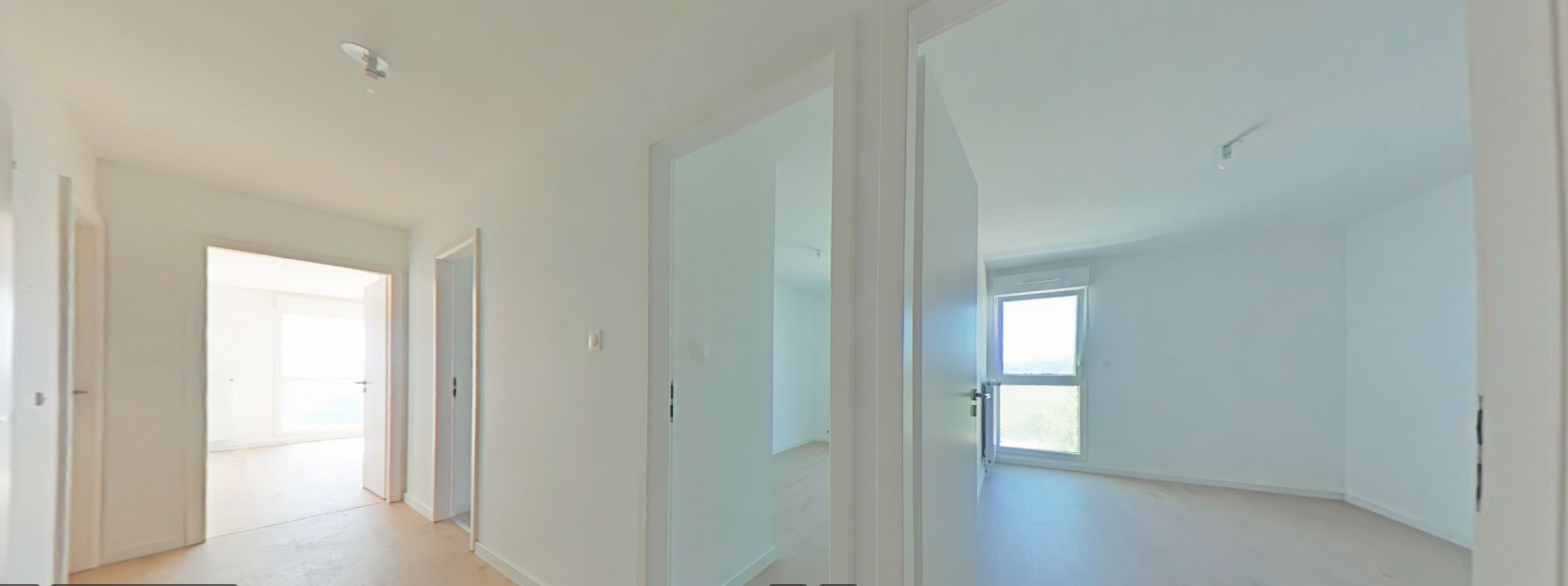 
																																							4 pièces - 
																																						2ème étage - 85m² - 849,58 € - Photo #5