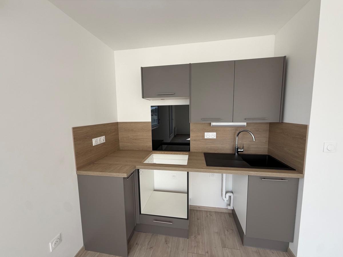 4 pièces - 3ème étage - 85m² - 1 031,28 € - Photo #5