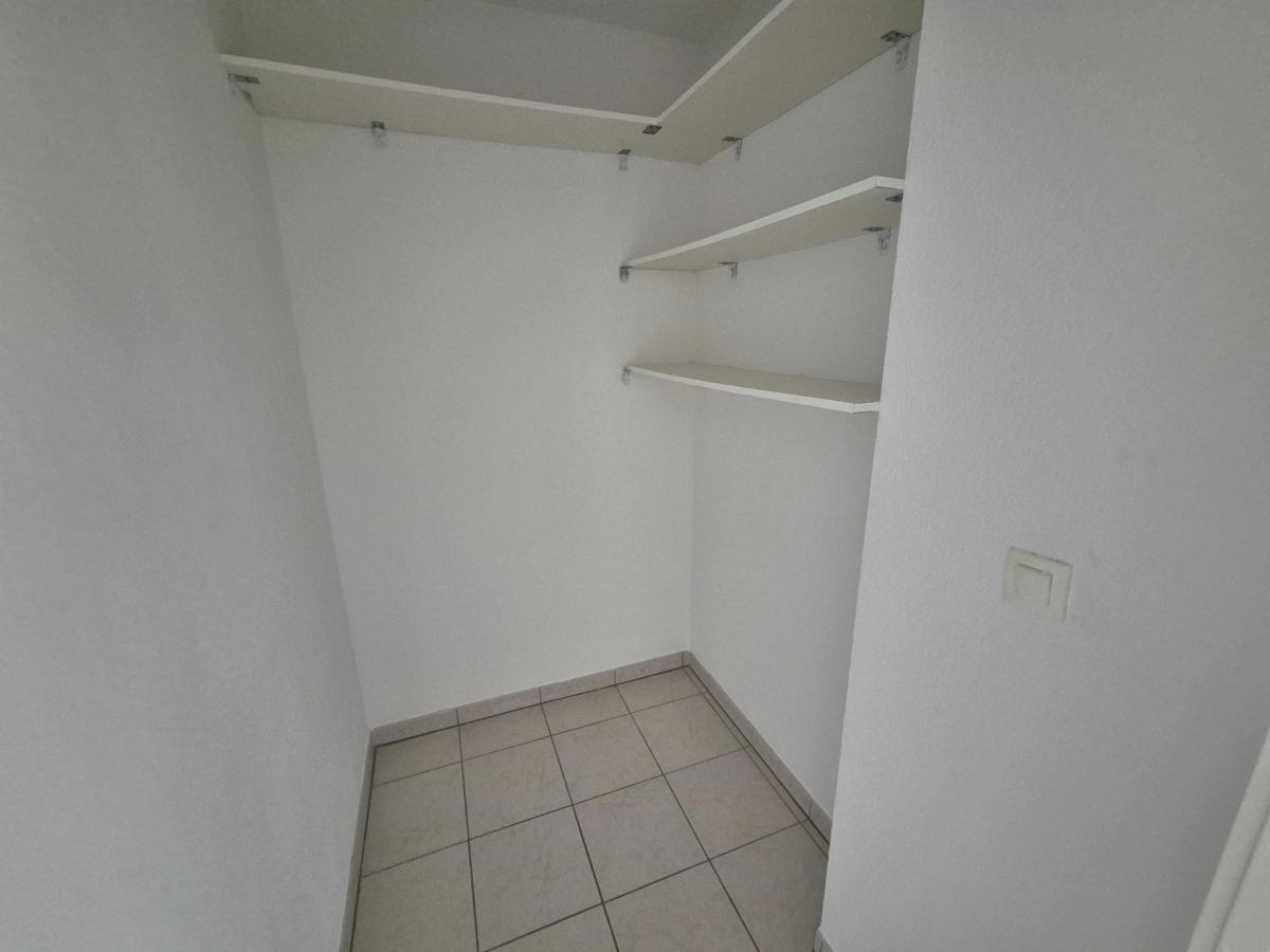 
																																							3 pièces - 
																																						1er étage - 70m² - 756,92 € - Photo #4