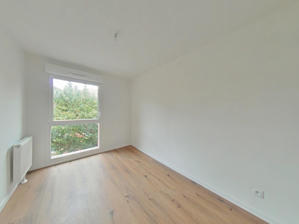 
																																							3 pièces - 
																																						2ème étage - 66m² - 803,64 € - Photo #6