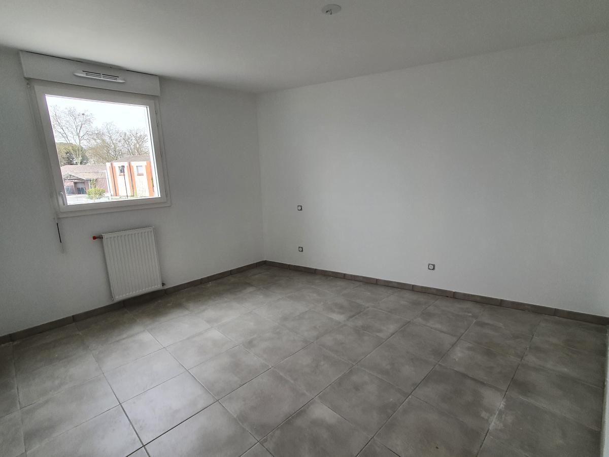2 pièces - 1er étage - 44m² - 516,59 € - Photo #3