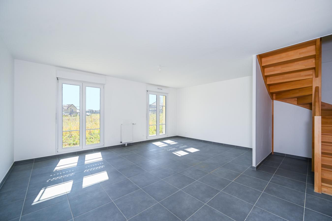 4 pièces - RDC - 87m² - 1 348,28 € - Photo #1
