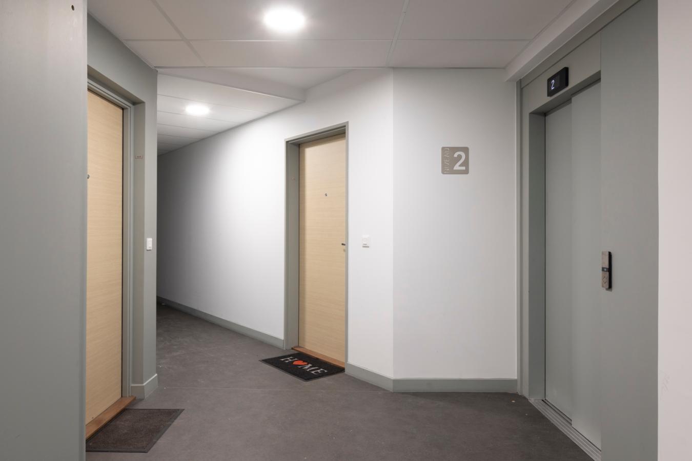
																																							3 pièces - 
																																						2ème étage - 76m² - 1 022,32 € - Photo #6