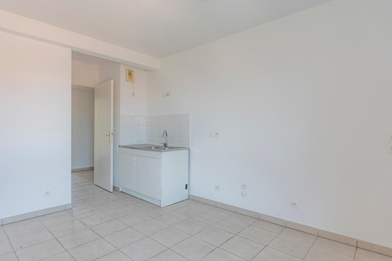 
																			5 pièces - 
																		4ème étage - 113m² - 350 000 € - Photo #5