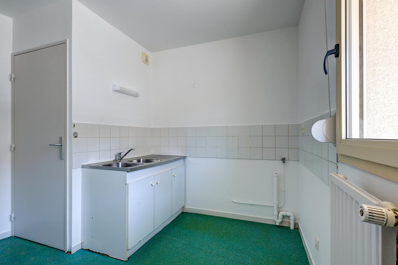 4 pièces - RDC - 76m² - 813,87 € - Photo #3
