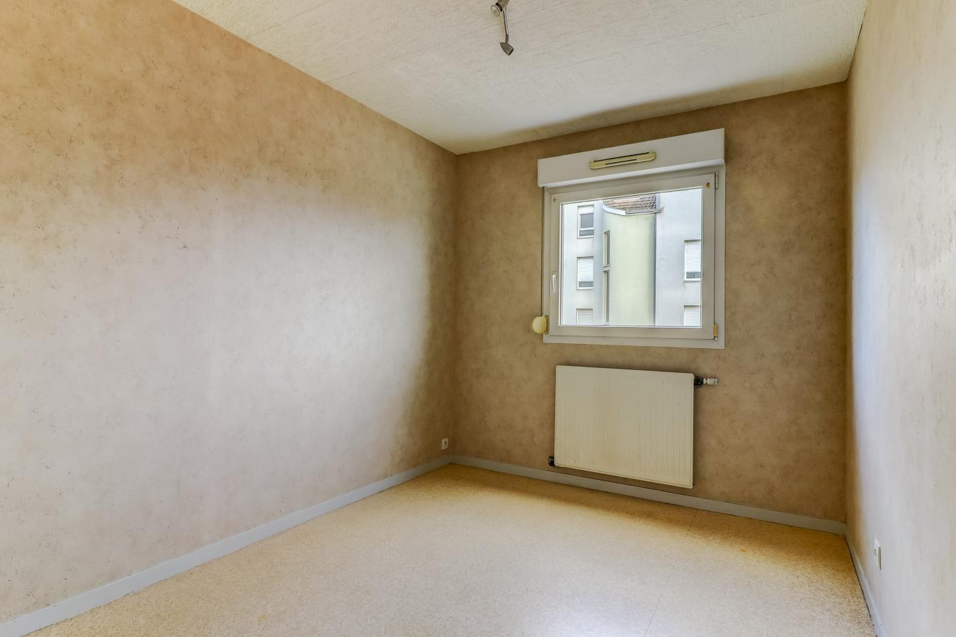 
																																							3 pièces - 
																																						2ème étage - 63m² - 717,72 € - Photo #2