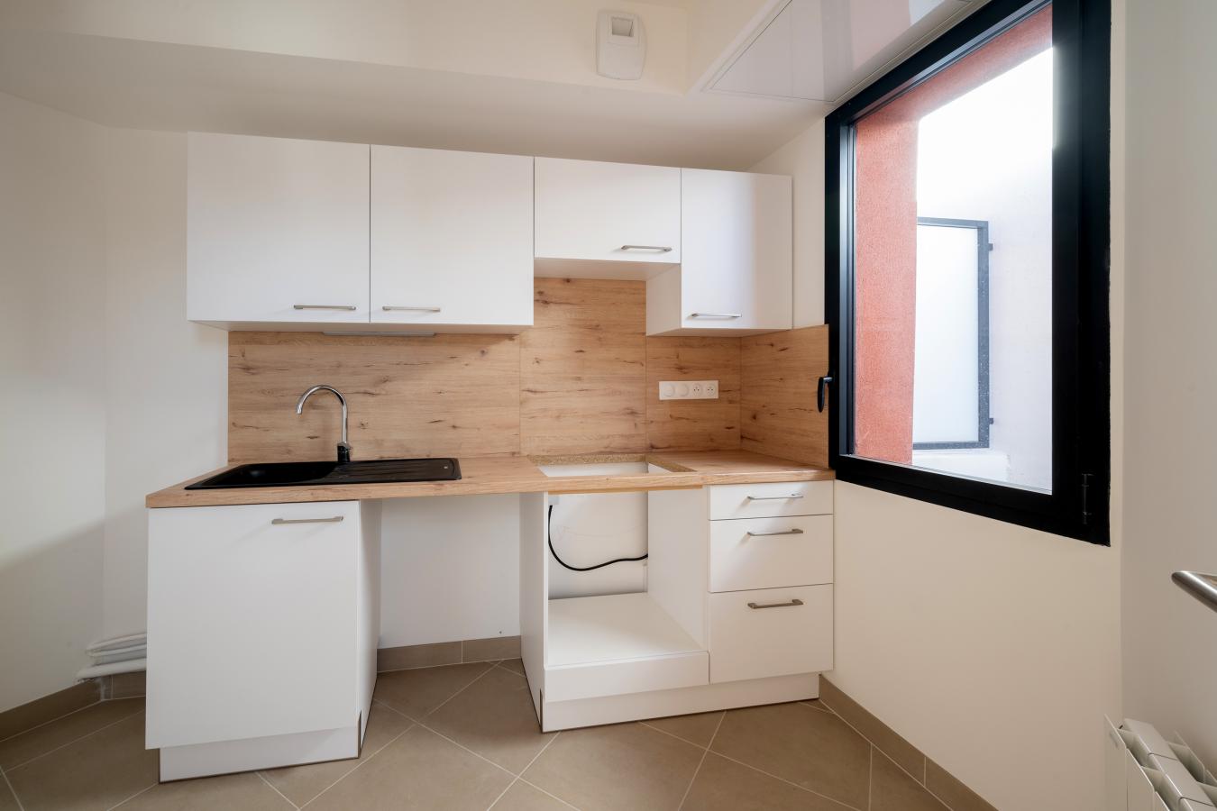 4 pièces - 2ème étage - 87m² - 1 735,01 € - Photo #3