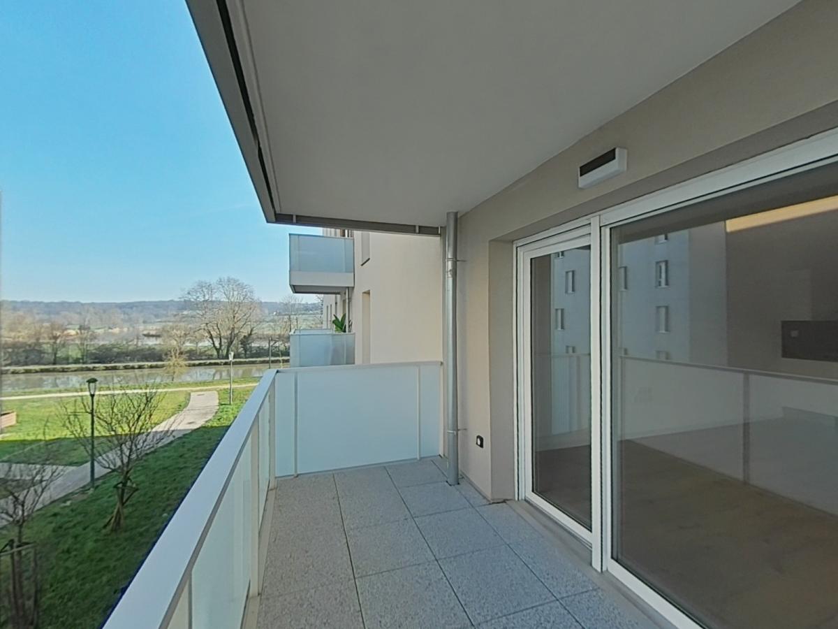 
																																							2 pièces - 
																																						RDC - 49m² - 674,34 € - Photo #1