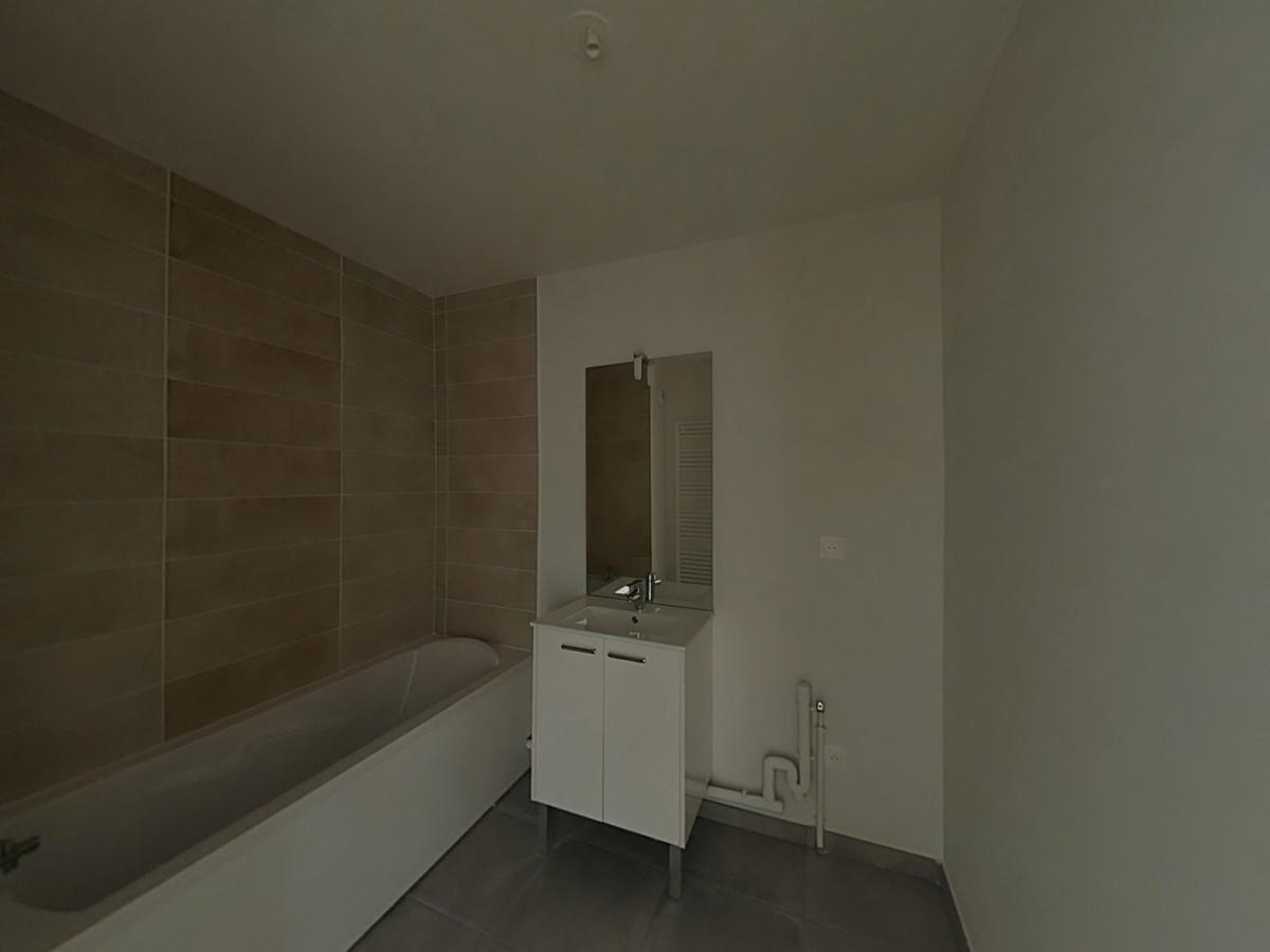 
																			3 pièces - 
																		1er étage - 64m² - 894,23 € - Photo #3