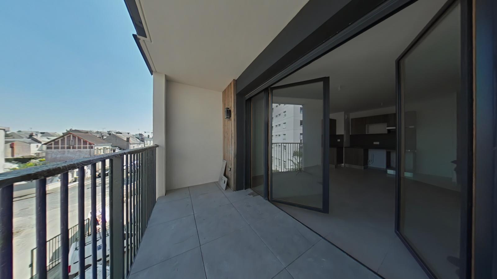 
																																							5 pièces - 
																																						2ème étage - 96m² - 1 451,75 € - Photo #2