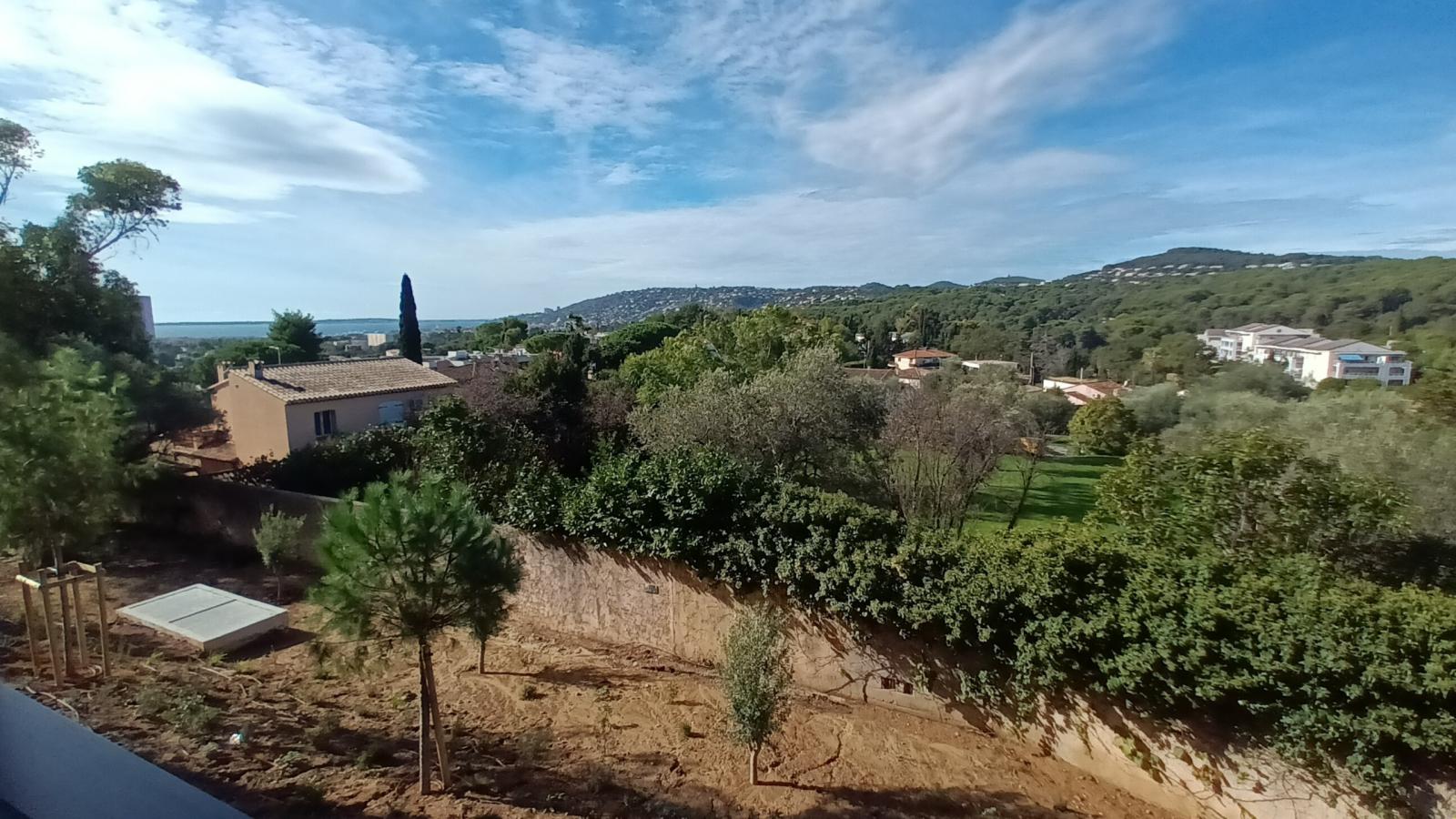 
																																							3 pièces - 
																																						1er étage - 66m² - 1 187,74 € - Photo #6