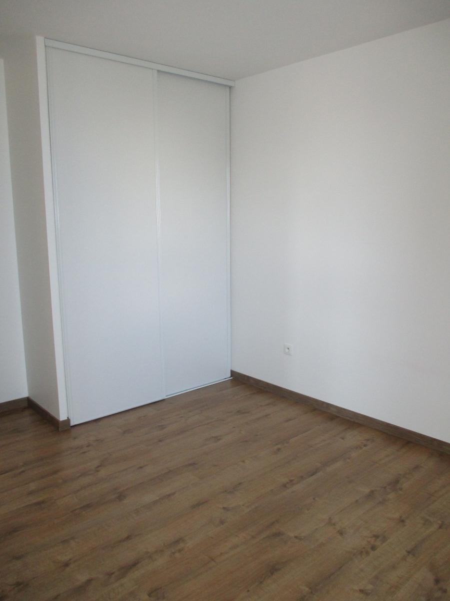 
																			2 pièces – 
																		5ème étage – 58m² - 751,56 € - Photo #3